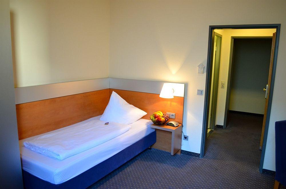 Senator Hotel Φραγκφούρτη Εξωτερικό φωτογραφία